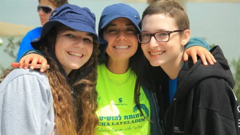 ״להושיט יד״ בראשות אברהם עטר