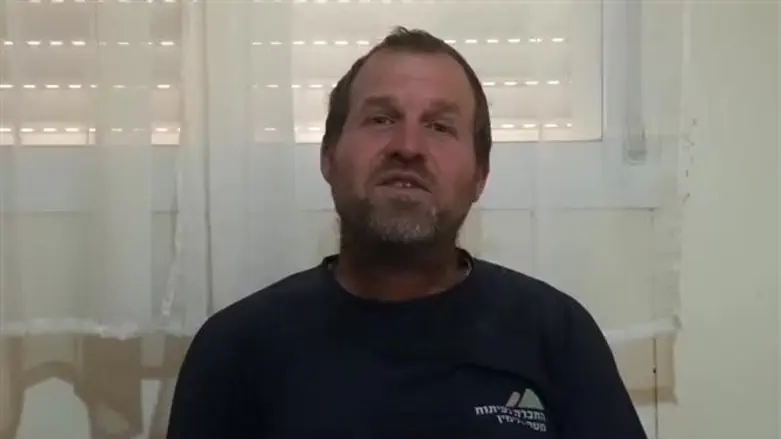 Глава семьи Эльханан Альбертין - נדבקה