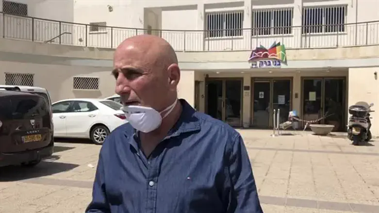 Офер Шелах в Бней-Браке