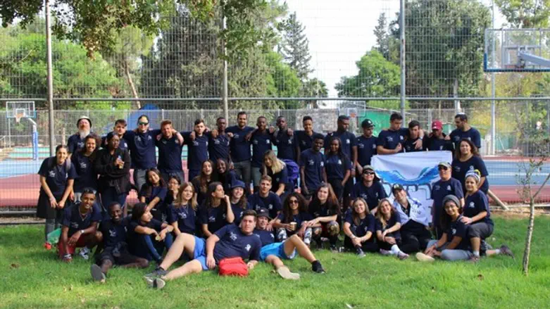 בני הנוער מהודיות