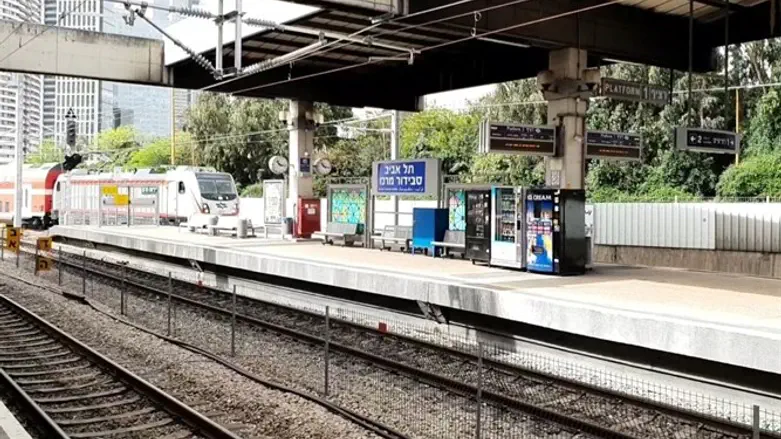 תחנת רכבת. ארכיון