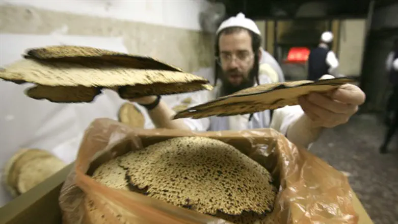 Baking matzah