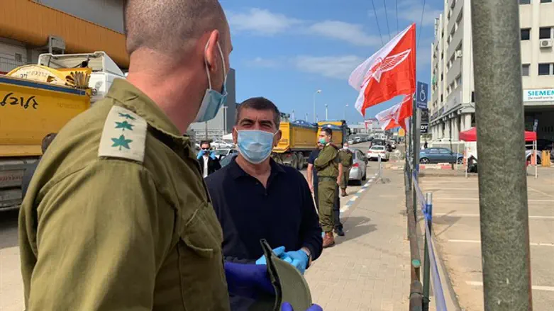 Numa and Ashkenazi in Bnei Brak