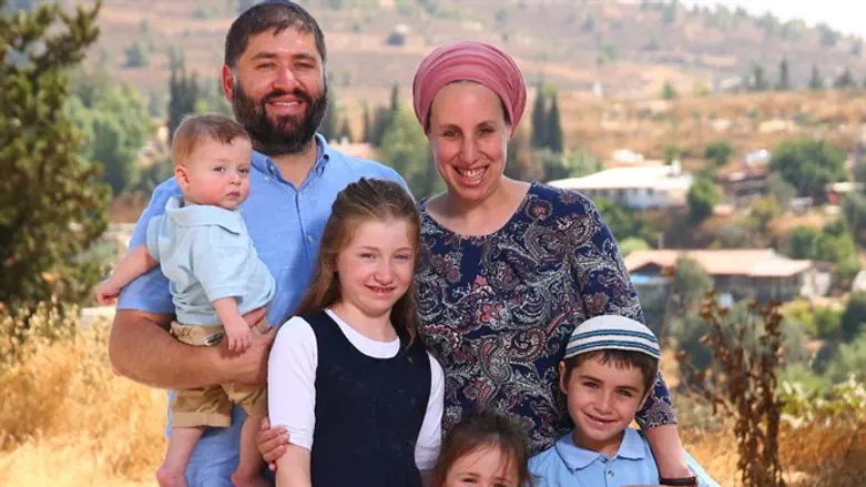 הרב ארי והרבנית אילנה סילברמן 