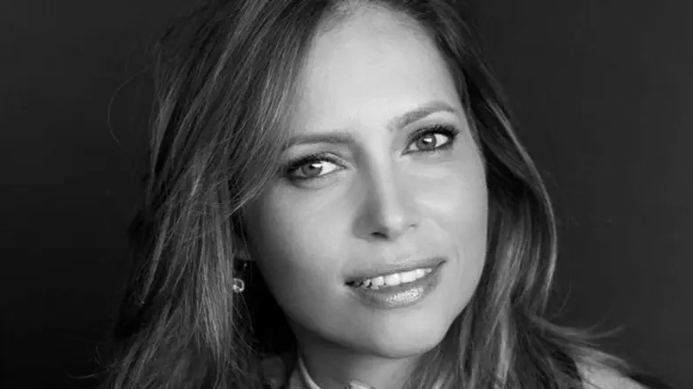 המאפרת שרי יהל