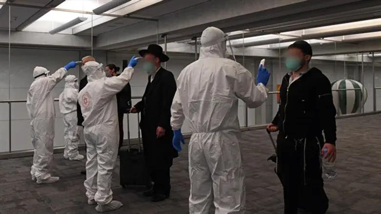 נבדקים בנתב"ג