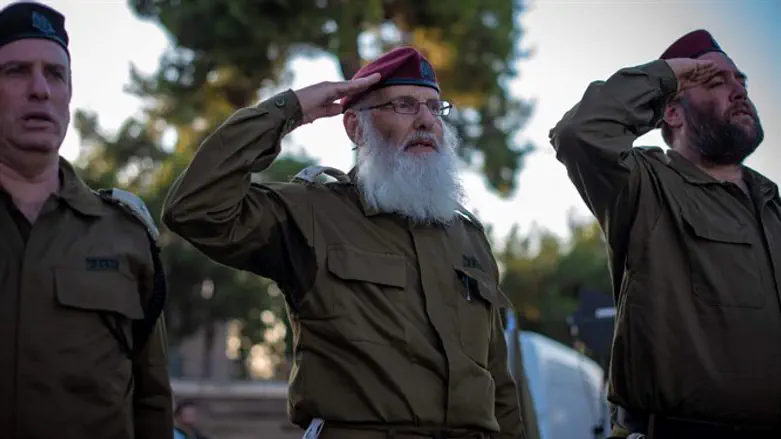 הרבצ"ר הרב אייל קרים