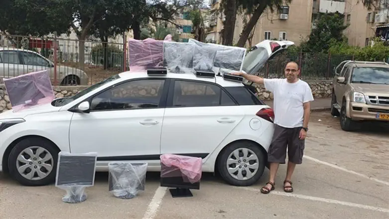 המחשבים שנתרמו בדרכם למשפחות