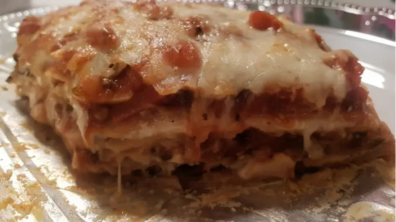 לזניית גבינות ועגבניות