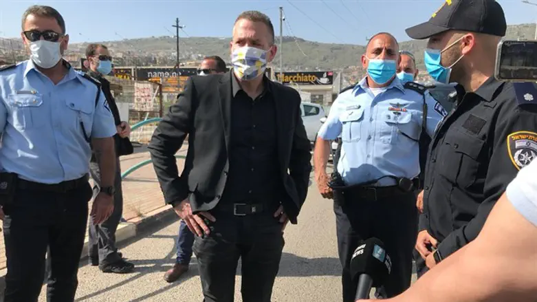 ארדן במהלך הסיור