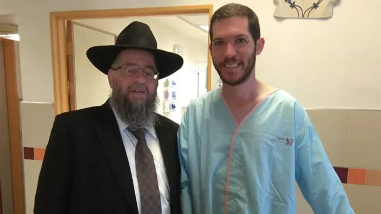 אליסף והרב הבר