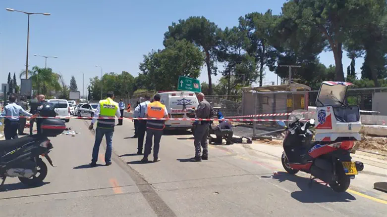 Scene of stabbing attack in Kfar Saba