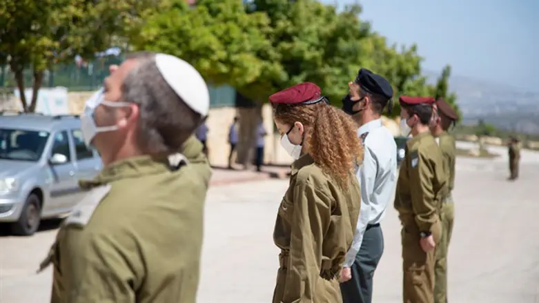 Saluting Roi and Eliraz