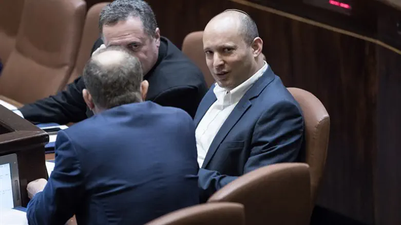 ההישגים שלו ושל סמוטריץ' במשרדים שהובילו עלולים להימחק. השר בנט