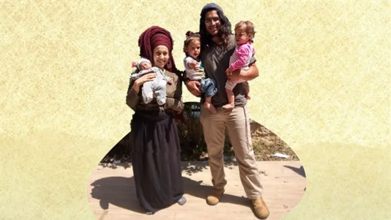 ברית מילה על הריסות הבית