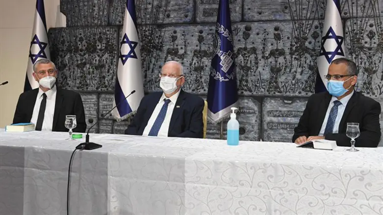 הנשיא עם הרב בני לאו