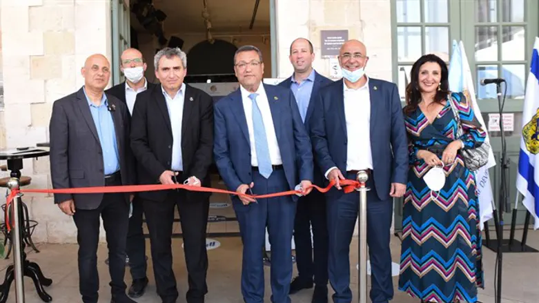 להחזיר את כלכלת העיר למסלול