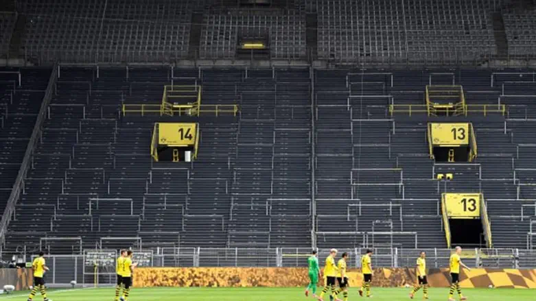 היציעים הריקים הערב בגרמניה