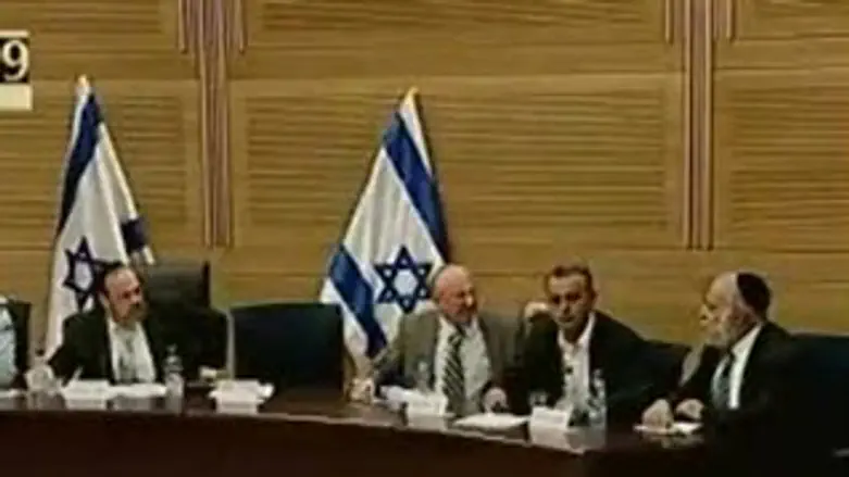 הויכוח הלוהט בועדה. היום