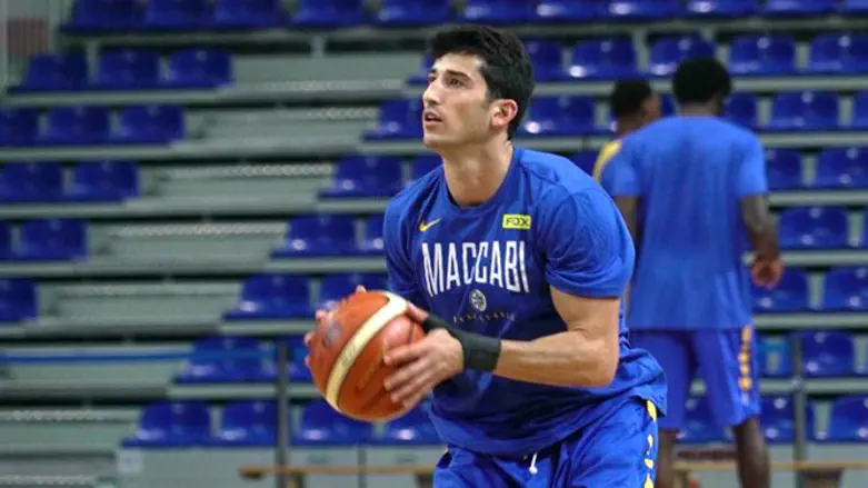 ג'ון דיברתולומיאו מתאמן