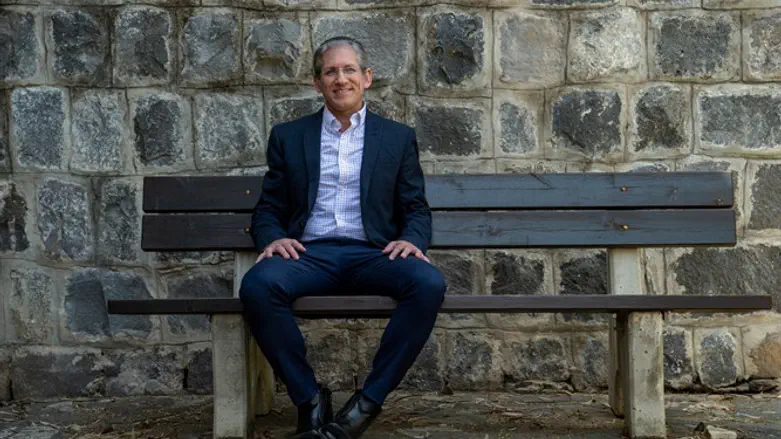 Rabbi Ronen Neuwirth