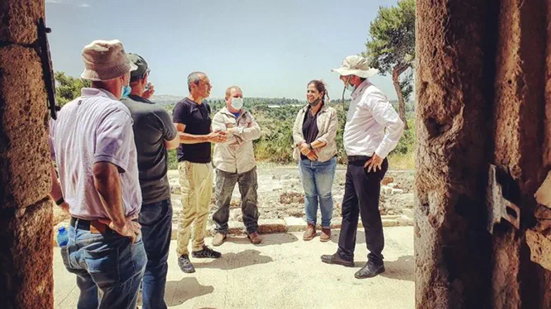 רפי פרץ בציפורי