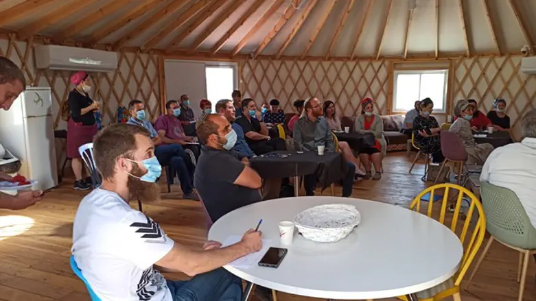 המפגש בקרני שומרון