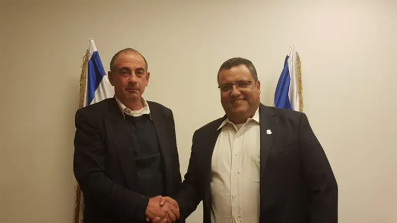 משה ליאון עם יוסי חביליו