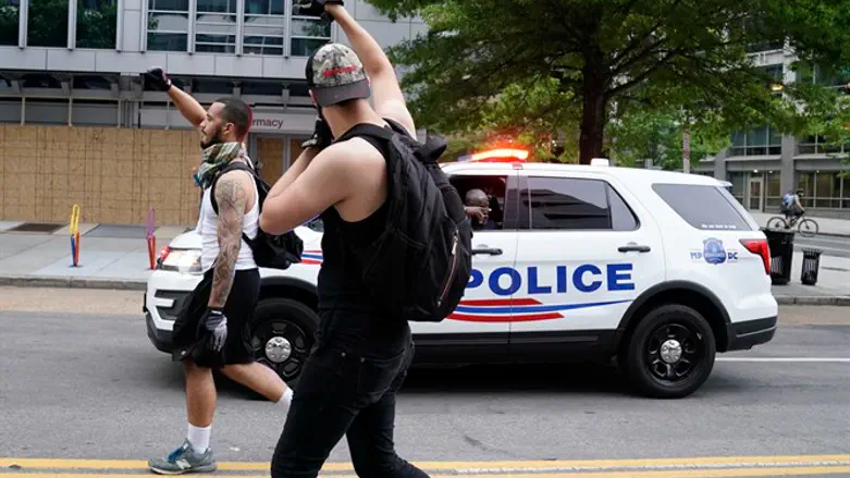 Демонстранты в Вашингтоне