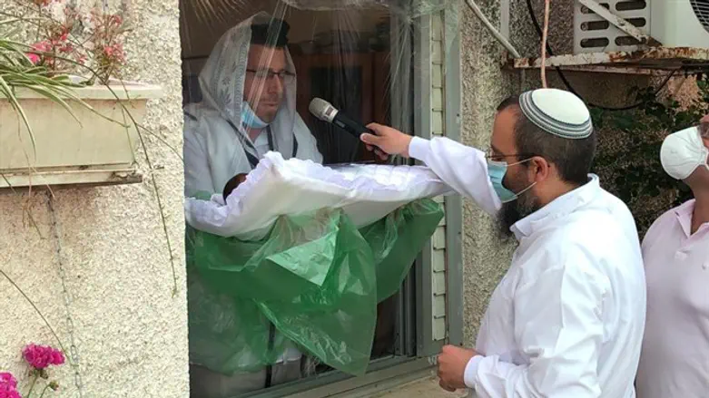 Обрезание в условиях самоизоляции