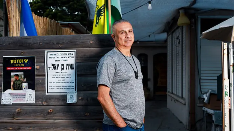 "מעל הקבר שלו הבטחתי לו: עמית, יהיה קשה, אבל תדע - אבא בחר בחיים". ברוך בן יגאל