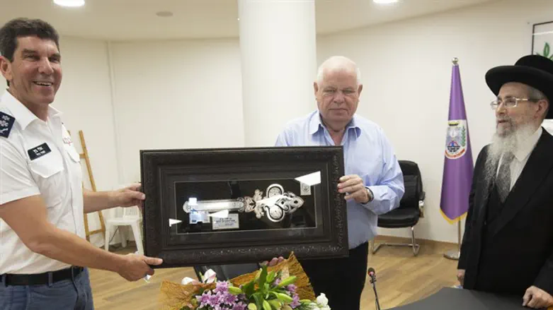 הענקת התעודה