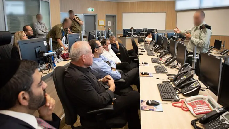 חברי הכנסת בביקור בקריה