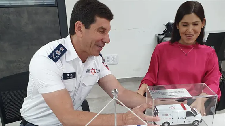 קארין אלהרר ואלי בין