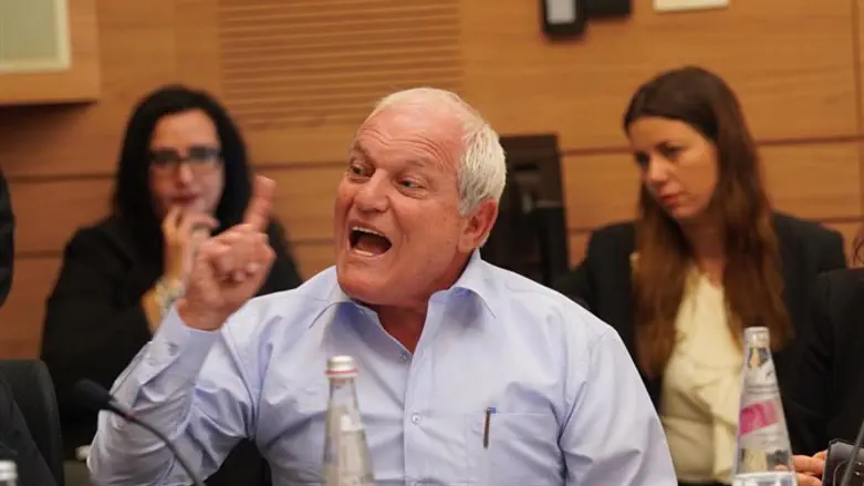 חיים כץ זועם