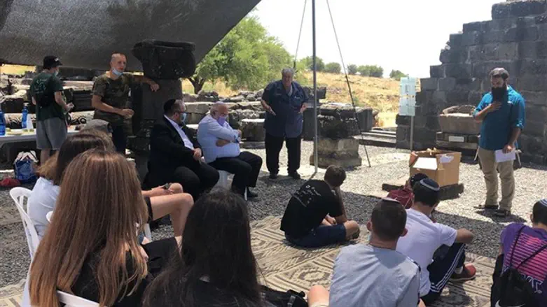 פתיחת התוכנית