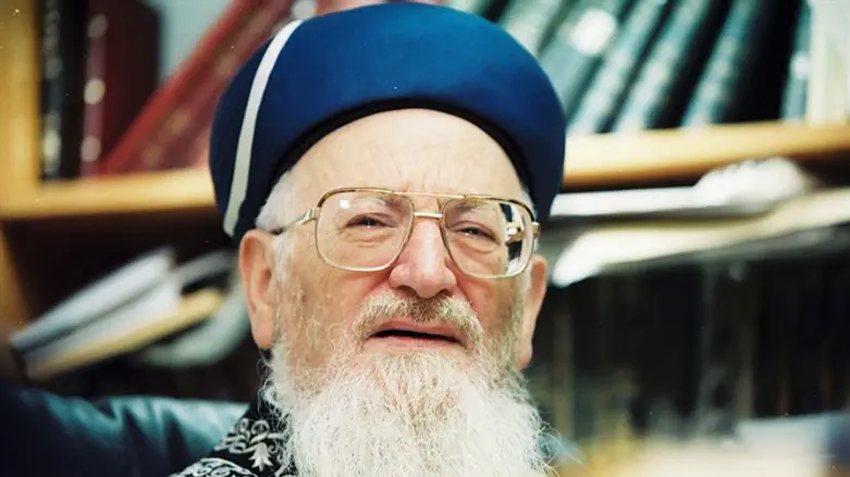 הרב מרדכי אליהו