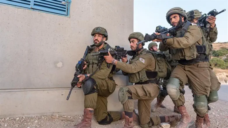 המיקום של הבסיס מאפשר לדמות את השטח בצורה הטובה ביותר. לוחמים מתאמנים בבא"פ לכיש