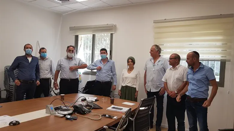 אולפנת מרכז שפירא