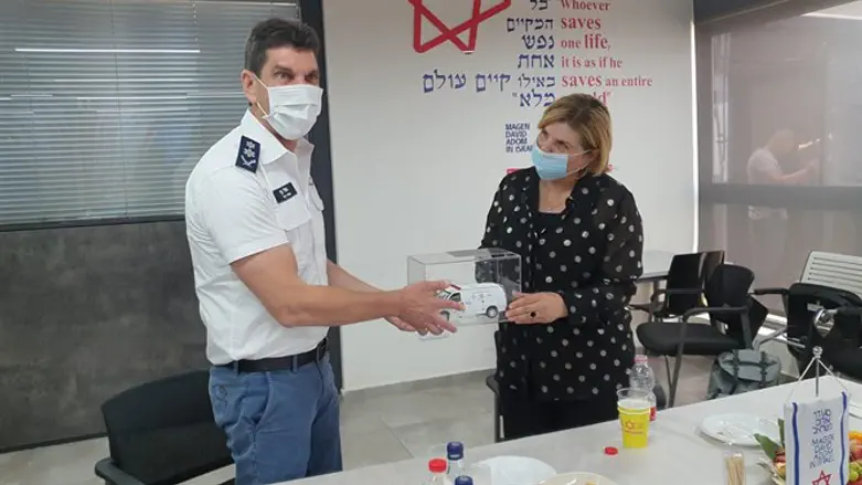 ברביבאי ובין