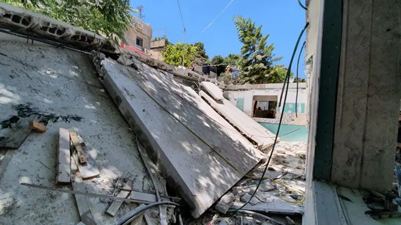 Снос незаконного здания в районе Ган ха-Мелех