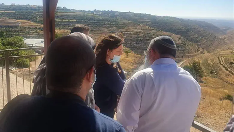 Tzipi Hotovely meets Gush Etzion leaders