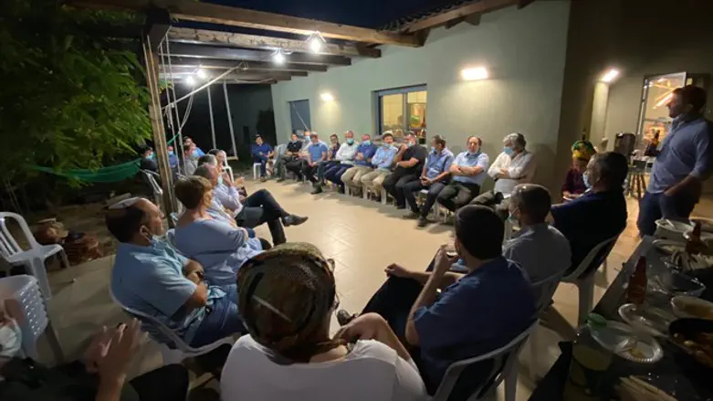 פעילי הבית היהודי והאיחוד הלאומי במפגש בטפחות