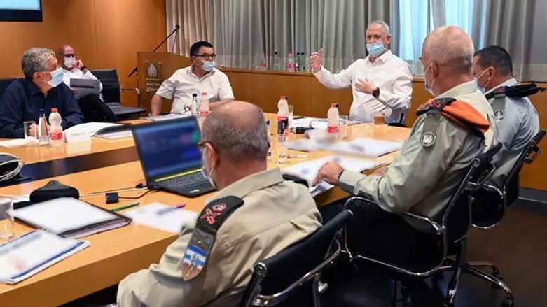 בני גנץ בהערכת מצב