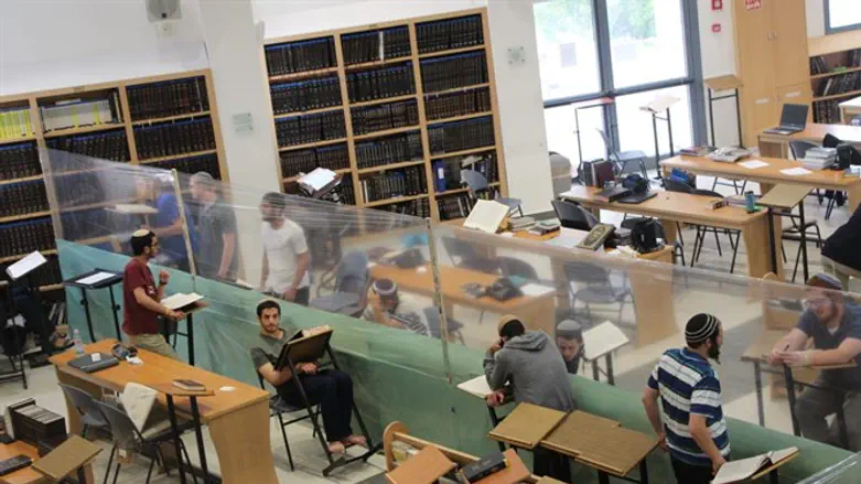 ישיבת בית אל