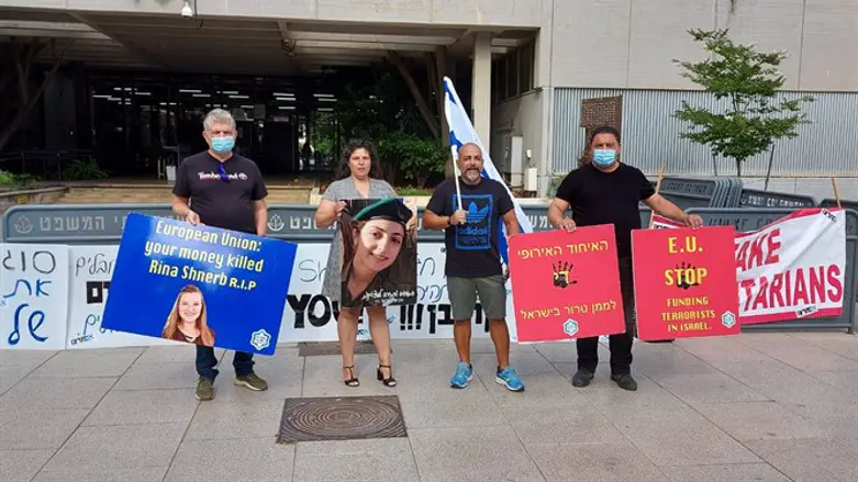 ''די לממן טרור''