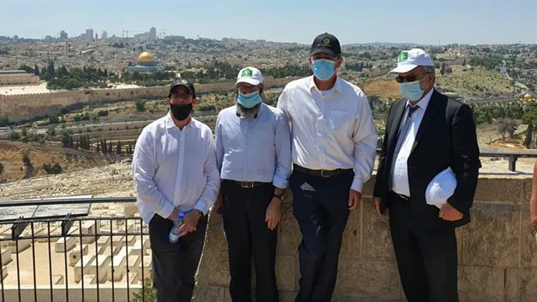 Раввин Рафи Перец на Хар ха-Зеитим