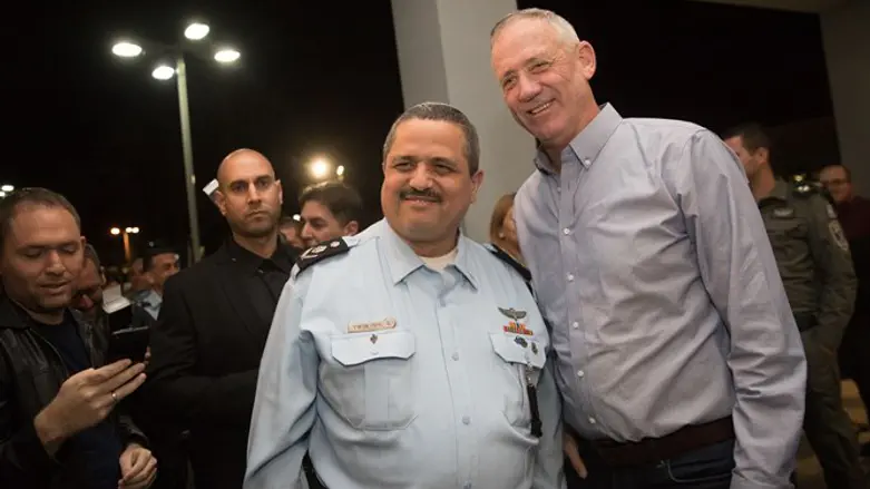 בני גנץ ורוני אלשיך