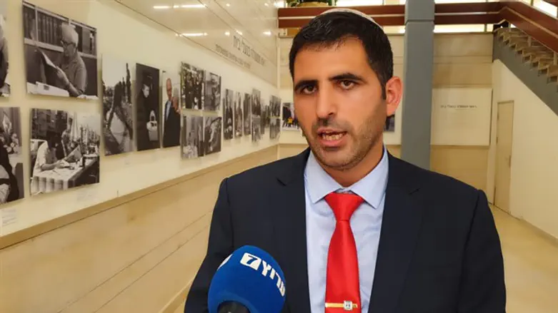 Шломо Каръи