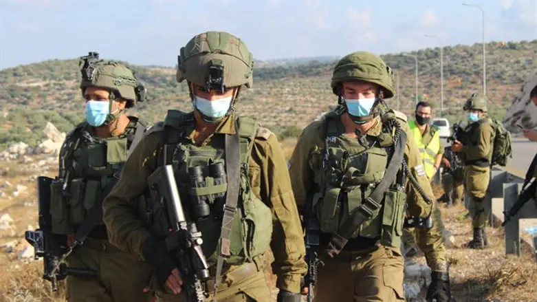 לוחמי סיירת גבעתי באימון